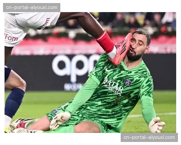 巴黎圣日耳曼马尤卢左小腿不适 后防轮换再添变数