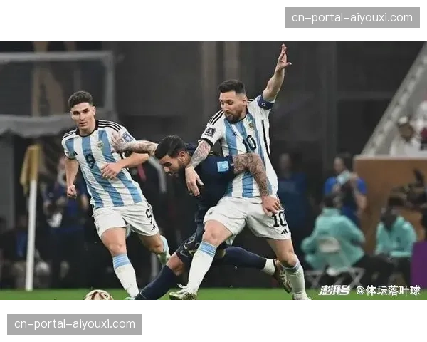 阿根廷锋线第四人选择 洛佩斯与帕尼切利竞争最后前锋席位